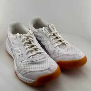 ASICS Women's Upcourt 5 Volleyball Shoes